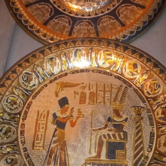 Antique plates - Picture 2 of 4